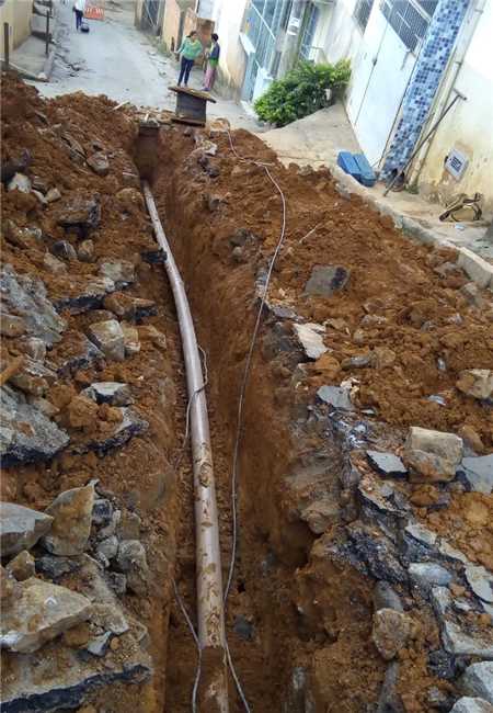 SAAE segue com interligação de rede de água no Bairro Petrina

